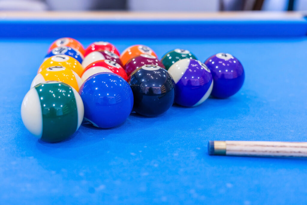 The differences between Snooker and Pool or Billiards